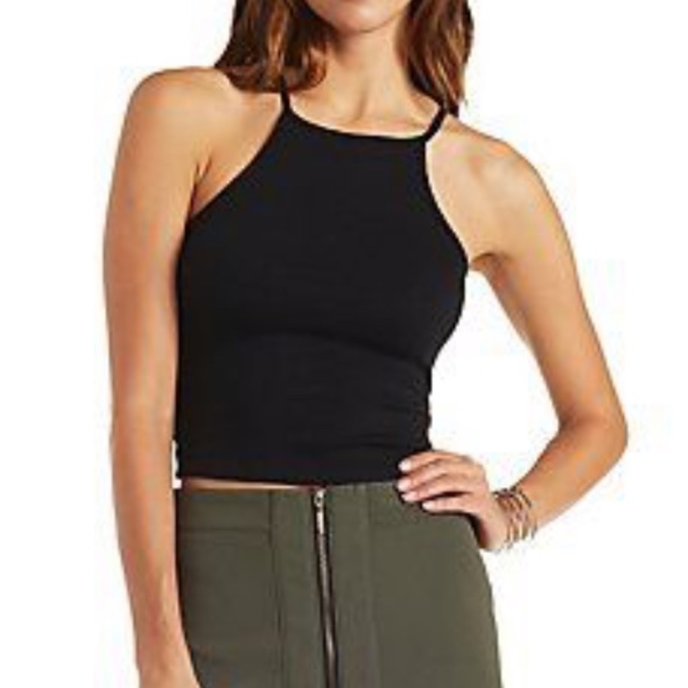 Black ribbed neck crop top